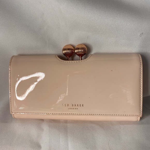 Ted Baker of London blush pink Wallet $35 - Picture 2 of 4